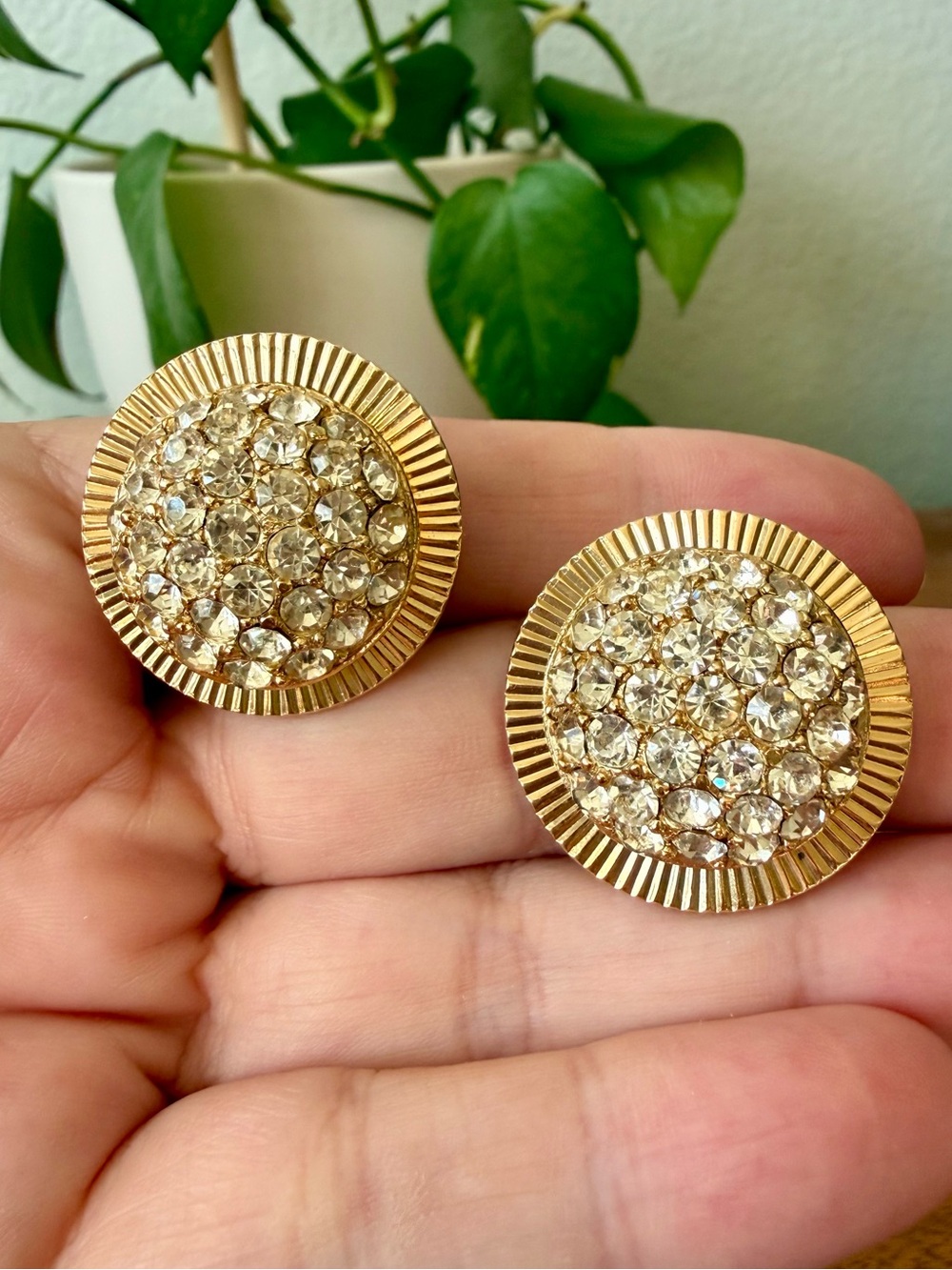 Vintage Gold Tone Pave Crystal Dome Circle Round Disc Clip on Earrings Statement